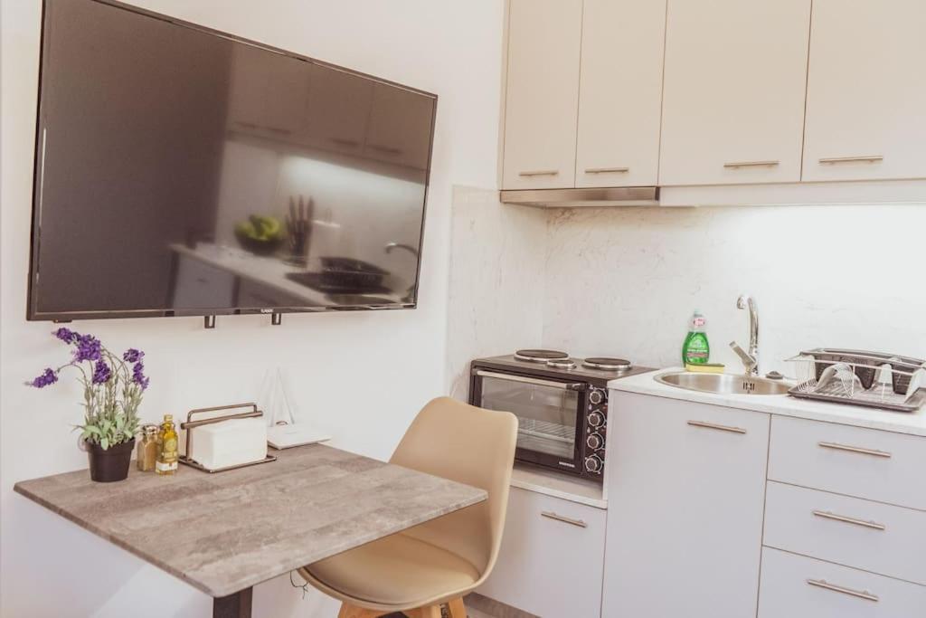 Sunny Downtown Appartment A/C Wifi C1 Iraklio Exteriér fotografie